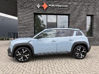 damaged passenger cars Renault 4 NEW MODEL EV! 52kWh Comfort Range 150PK Techno VOL! 2026/1
