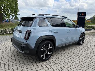 Renault 4 NEW MODEL EV! 52kWh Comfort Range 150PK Techno VOL! picture 10