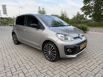 Volkswagen Up! 1.0 MPI 60PK BMT High-UP! ECC Stoelverw. Multifunc. stuur 17” VOL! picture 7