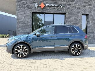 Schadeauto Volkswagen Tiguan FACELIFT! 2.0 TDI 4M 200PK DSG7 Elegance 2022/5