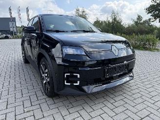Renault 5 EV Comfort Range 52kWh 150PK Aut. Techno picture 6