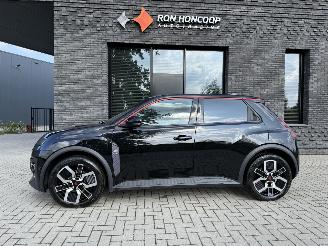 škoda osobní automobily Renault 5 EV Comfort Range 52kWh 150PK Aut. Techno 2025/10