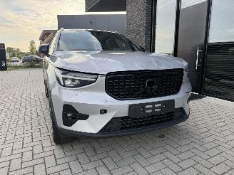 Volvo XC40 T5 Recharge 1.5 PHEV 179PK Aut. Ultimate Dark picture 4
