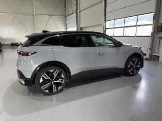 Renault Mégane E-Tech EV60 Optimum Charge 220 ICONIC FULL OPTIONS! picture 3