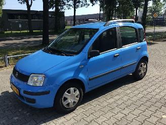 Vaurioauto  passenger cars Fiat Panda 1.1 active plus 2004/1