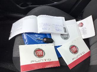Fiat Punto EVO 0.9 Sempre  zeer lichte schade picture 11