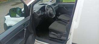 Volkswagen Caddy 2.0-TDI Airconditioning Elektrische ramen Elektrische-spiegels centrale vergrendeling met afstandsbediening Start-Stop systeem Tussenwand met glas Radio-Usb sportvelgen picture 9