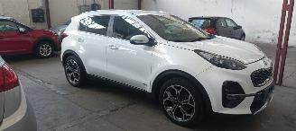 Kia Sportage Bj:12-2019 Facelift GT-line 2.0-Diesel Automatik 4WD Led-Koplampen Led-Achterlichten Navigatie Climatecontrol Stoelverwarming Stuurwiel met verwarming trekhaak Audio-jbl Keyless entry 18-inch velgen picture 1