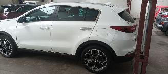 Kia Sportage GT line 2.0-Hybrid/Diesel MHEV Automaat 4WD Leder JBL full-Led Blindspot Keyless entry Elektrische achterklep 19-inch Velgen picture 6