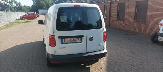 Volkswagen Caddy TDI-2.0-AdBlue euro6 Airconditioning Elektrische ramen Elektrische-spiegels centrale vergrendeling met afstandsbediening Start-Stop systeem Tussenwand met glas 16 inch velgen picture 4