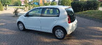 Volkswagen Up! Move 1.0-Mpi Leder Airconditioning Elektrische ramen Centrale vergrendeling met afstandsbediening Stoelverwarming Leren stuurwiel picture 3