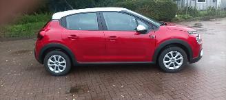 Citroën C3 You! Uitvoering 1.2-12vBenzine Airconditioning stoelverwarming Led verlichting Radio-DAB CruiseControl picture 3