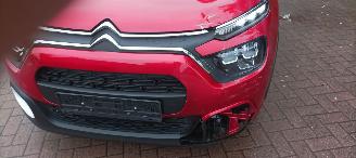 Citroën C3 You! Uitvoering 1.2-12vBenzine Airconditioning stoelverwarming Led verlichting Radio-DAB CruiseControl picture 10