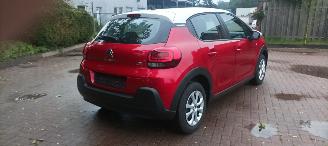 Citroën C3 You! Uitvoering 1.2-12vBenzine Airconditioning stoelverwarming Led verlichting Radio-DAB CruiseControl picture 4