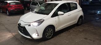 Voiture accidenté Toyota Yaris  2017/10