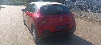 Citroën C3 Bj:11-2022 26000km 1.2-benzine 83pk Airconditioning Led verlichting Dab-audio CruiseControl Stoelverwarming mistlampen Bi-Color picture 4