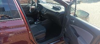 Opel Crossland Innovation uitvoering 1.2-Turbo Benzine Automaat Navigatie Climatecontrol CruiseControl Leren-Stuurwiel met verwarming Led-Koplampen Half-Leren bekleding Privacyglas afneembare trekhaak Metallic lak picture 14