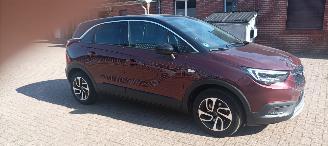 Opel Crossland Innovation uitvoering 1.2-Turbo Benzine Automaat Navigatie Climatecontrol CruiseControl Leren-Stuurwiel met verwarming Led-Koplampen Half-Leren bekleding Privacyglas afneembare trekhaak Metallic lak picture 8