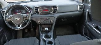 Kia Sportage Bj:9-2017 1.6-benzine 132pk Airconditioning CruiseControl Leren-Stuurwiel armsteun 1-eigenaar! picture 17