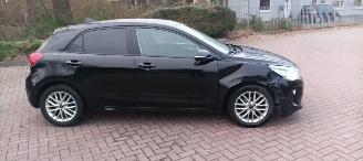 Kia Rio  picture 9