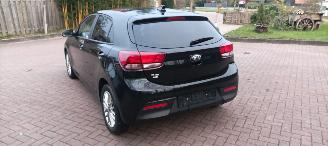 Kia Rio  picture 5