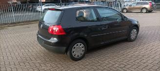 Volkswagen Golf 1.4-16v Climatecontrol CruiseControl Leren-Stuurwiel elektrische ramen Elektrische-spiegels met verwarming Centrale vergrendeling met afstandsbediening mistlampen Parkeersensoren achter Trekhaak picture 5