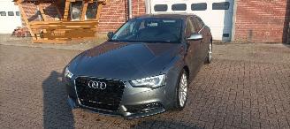 krockskadad bil auto Audi A5 Bj: 2-2016 2.0TDI Automatik Navi Xenon Climatecontrol CruiseControl Stoelverwarming Lichtautomaat Regensensor Trekhaak Parkeersensoren 18-inch Audi velgen 2016/2