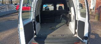 Volkswagen Caddy Bj: 2-2016 2.0TDI euro6 Airconditioning Elektrische ramen Elektrische-spiegels met verwarming Centrale vergrendeling met afstandsbediening Start-Stop systeem 16-inch Velgen picture 18