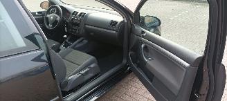 Volkswagen Golf  picture 11