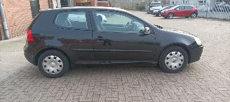 Volkswagen Golf  picture 3