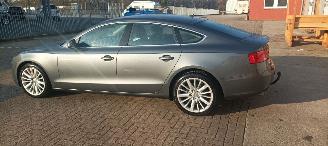 Audi A5 Sportback 2.0-TDI Automatik Navi Xenon Led-Achterlichten Stoelverwarming Climatecontrol CruiseControl trekhaak 18-inch Audi velgen picture 2