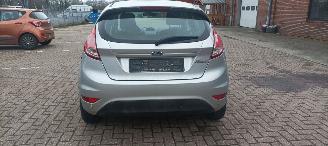 Ford Fiesta 1.5-TDCI Airconditioning stoelverwarming Led verlichting Parkeersensoren voor & achter Leren Stuurwiel Radio usb Elektrische ramen Elektrische-spiegels met verwarming inklapbare buitenspiegels picture 6