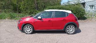 Citroën C3 1.2-12v Airco Stoelverwarming Lichtautomaat cruisecontrol Dab Radio elektrische buitenspiegels met verwarming Centrale vergrendeling met afstandsbediening Start-Stop systeem 16-inch velgen picture 7