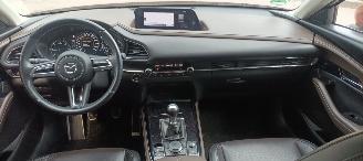 Mazda CX-30 1.8-Skyactive HeadUp Leder Sportstoelen Full-Led koplampen Led achterlichten Climatecontrol CruiseControl Stoelverwarming Lichtautomaat Privacyglas keyless Entry Bose Soundsystem  elektrische achterklep Blindspot system picture 24