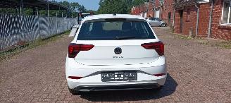 Volkswagen Polo Digitale cockpit Full-Led koplampen Led achterlichten Stoelverwarming Cruisecontrol Dab Radio elektrische buitenspiegels met verwarming Parkeersensoren voor en achter Drivelane assistent picture 6