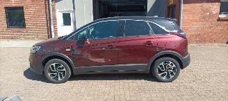 skadebil auto Opel Crossland 1.2 turbo 110pk Automaat Innovation Navigatie Led-Koplampen Led-Achterlichten Stoelverwarming stuurwiel met verwarming Voorruit met verwarming Privacy glas Climatecontrol Dimmende binnenspiegel Parkeersensoren voor en achter Trekhaak 16-inch velgen Mistla 2018/4