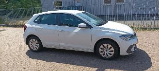 Volkswagen Polo 1.0-mpi 80pk Airconditioning Led koplampen Virtual Cockpit Frontassistent  Drivelane assistent Stoelverwarming Cruisecontrol picture 2