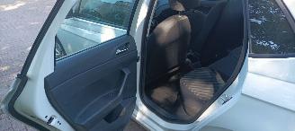 Volkswagen Polo 1.0-mpi Digitale cockpit Full-Led koplampen Led achterlichten Cruisecontrol Drivelane assistent Stoelverwarming Parkeersensoren picture 21