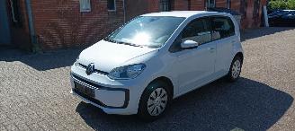 uszkodzony samochody osobowe Volkswagen Up! 1.0-mpi 65pk Airconditioning Led verlichting Dab Audio Start-Stop Cruisecontrol Drivelane assistent navi-houder 2021/9