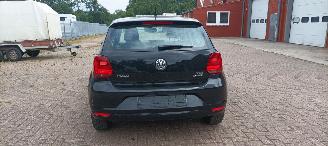 Volkswagen Polo 1.4-TDI Klimaautomatik Regensensor leren stuurwiel mistlampen Front-Radar Brake Assist Elektrische ramen Elektrische-spiegels met verwarming Centrale vergrendeling met afstandsbediening Start-Stop systeem 15-inch velgen picture 5