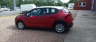 Citroën C3 c3 Edition 1.2-12v Airconditioning Stoelverwarming Lichtautomaat cruisecontrol Dab Radio elektrische buitenspiegels met verwarming Centrale vergrendeling met afstandsbediening Start-Stop systeem 16 inch velgen mistlampen Drivelane assistent Led verlichtin picture 3