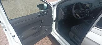Volkswagen Polo 1.0-mpi Full Led koplampen Airconditioning Stoelverwarming Lichtautomaat cruisecontrol Drivelane assistent Radio Dab Digitale-cockpit picture 19