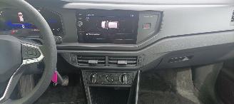 Volkswagen Polo 1.0-mpi Full Led koplampen Airconditioning Stoelverwarming Lichtautomaat cruisecontrol Drivelane assistent Radio Dab Digitale-cockpit picture 24