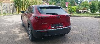 Mazda CX-30 1.8 skyactive Leder Led-Koplampen Bose Soundsystem Headup Keyless-entry Climatecontrol Stoelverwarming Regensensor Drivelane cruisecontrol Elektrische-Achterklep picture 4