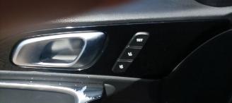 Kia Ceed Bj 9-2018 1.6 Climatecontrol Led-Koplampen Led-Achterlichten Navi Sportstoelen met Memory keyless Entry Blindspot Drivelane parkeer-assistent picture 15