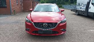 skadebil auto Mazda 6 Motorschade 2.2 Automaat 4wd Full Led Full Leder Navi Head-up Keyless entry Stoelverwarming Lichtautomaat Privacyglas Regensensor CruiseControl Climatecontrol 2015/2