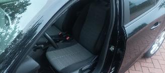 Opel Corsa Bj:07-2020 1.2 Benzine Led-Koplampen Navigatie Stoelverwarming Lichtautomaat cruisecontrol Regensensor Drivelane assistent Stuurwiel met verwarming Privacy glas picture 16