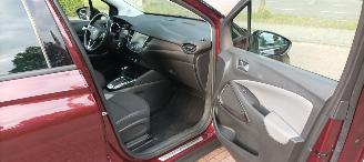 Opel Crossland Bj: 04-2018 1.2-Turbo Automaat Navigatie Climatecontrol CruiseControl Stoelverwarming Lichtautomaat Privacyglas Regensensor Trekhaak Parkeersensoren voor en achter Elektrische ramen 4x elektrische buitenspiegels met verwarming Voorruit met verwarming Led  picture 17