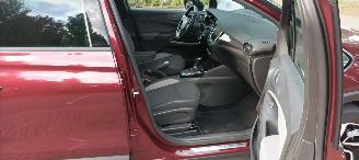 Opel Crossland Bj: 04-2018 1.2-Turbo Automaat Navigatie Climatecontrol CruiseControl Stoelverwarming Lichtautomaat Privacyglas Regensensor Trekhaak Parkeersensoren voor en achter Elektrische ramen 4x elektrische buitenspiegels met verwarming Voorruit met verwarming Led  picture 18