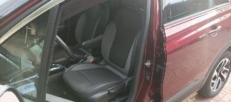 Opel Crossland Bj: 04-2018 1.2-Turbo Automaat Navigatie Climatecontrol CruiseControl Stoelverwarming Lichtautomaat Privacyglas Regensensor Trekhaak Parkeersensoren voor en achter Elektrische ramen 4x elektrische buitenspiegels met verwarming Voorruit met verwarming Led  picture 14